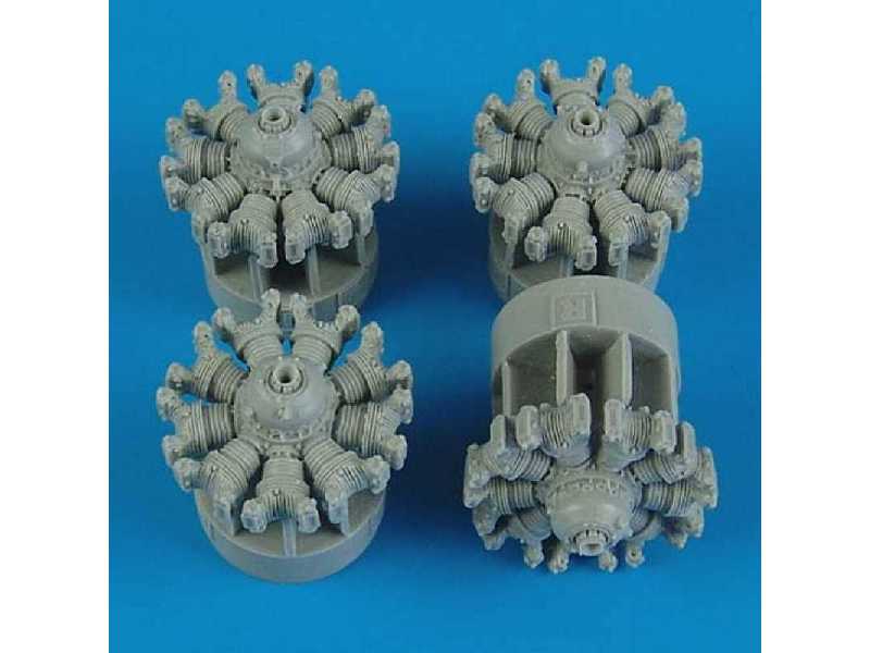 B-17G flying fortress engines - Revell - zdjęcie 1 B-17G flying fortress engines - Revell - zdjęcie 1