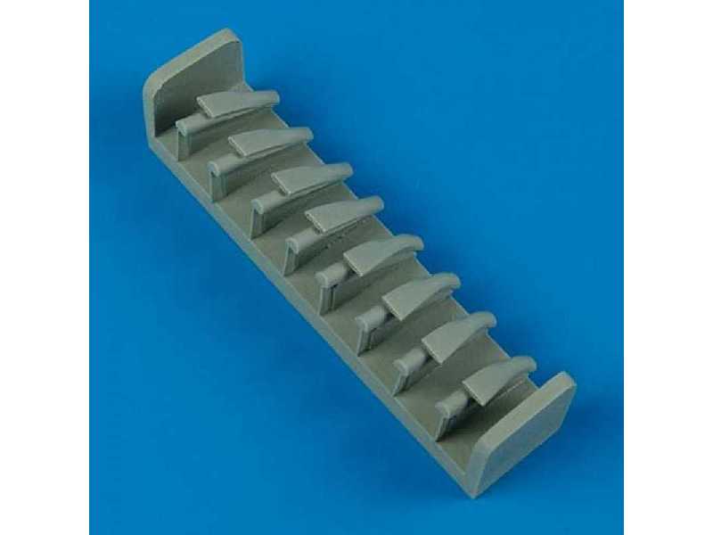 Halifax B Mk.I/II exhaust type B - Revell - zdjęcie 1 Halifax B Mk.I/II exhaust type B - Revell - zdjęcie 1