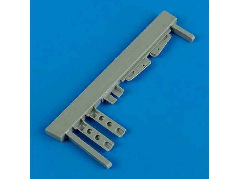 P-40B/C undercarriage covers - Airfix - zdjęcie 1 P-40B/C undercarriage covers - Airfix - zdjęcie 1