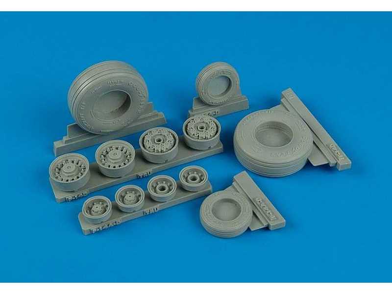 F-14D Super Tomcat weighted wheels - Trumpeter - zdjęcie 1 F-14D Super Tomcat weighted wheels - Trumpeter - zdjęcie 1