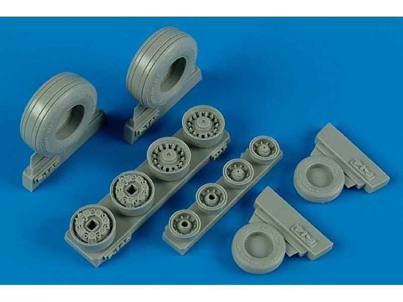 F-14B/D Tomcat weighted wheels - zdjęcie 1 F-14B/D Tomcat weighted wheels - zdjęcie 1