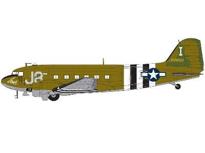 Douglas Dakota C-47 A/D Skytrain - zdjęcie 2