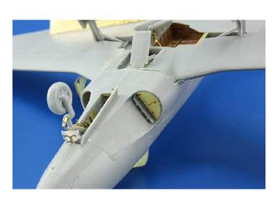 F-80 exterior 1/48 - Hobby Boss - zdjęcie 2