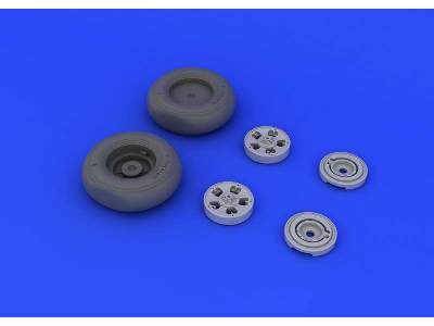 Spitfire Mk. I/II wheels 1/32 - Revell - zdjęcie 5