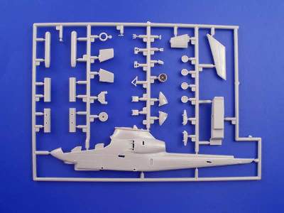 Bell AH-1G Huey Cobra w/ wiring panels  - zdjęcie 3