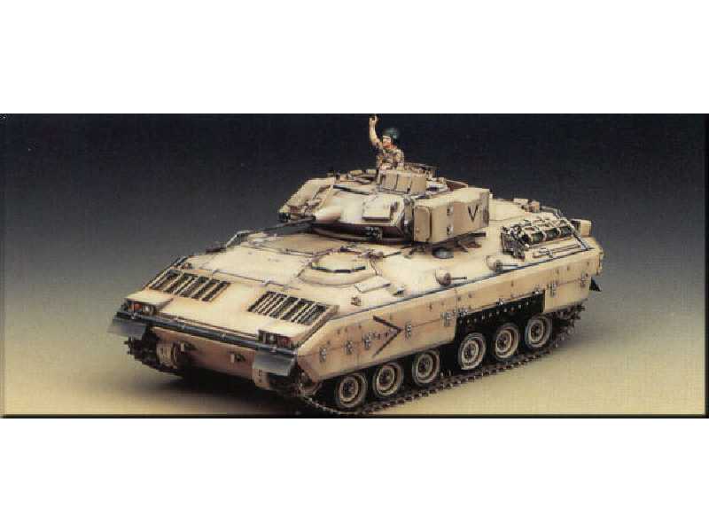 M2 Bradley IFV - amerykański BWP - zdjęcie 1 M2 Bradley IFV - amerykański BWP - zdjęcie 1