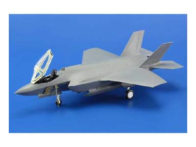 F-35A S. A. 1/72 - Academy Minicraft - zdjęcie 7