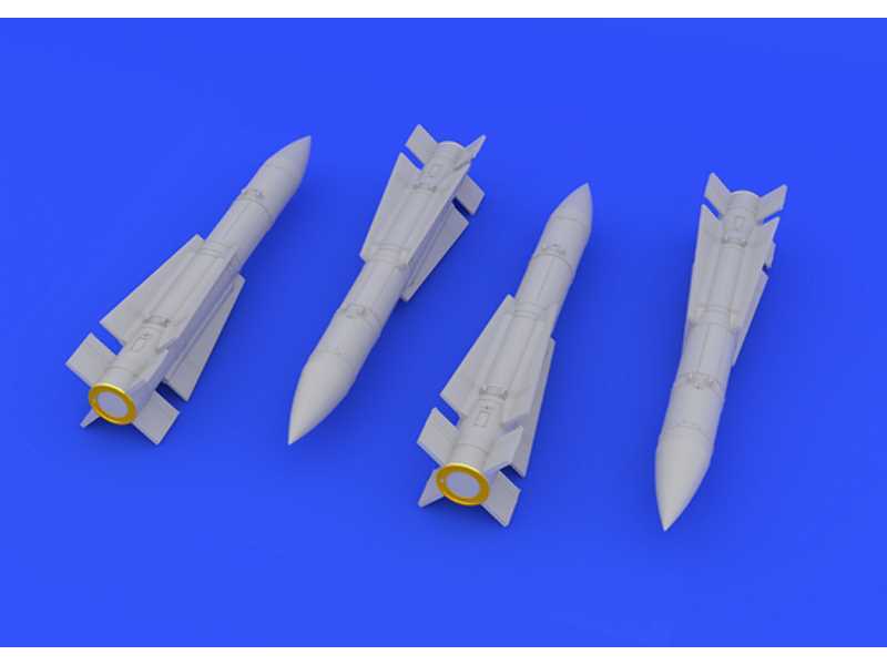 AIM-54C Phoenix 1/72 - zdjęcie 1 AIM-54C Phoenix 1/72 - zdjęcie 1