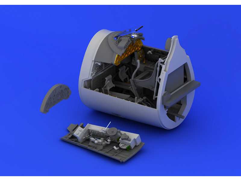 F4U-1 cockpit 1/32 - Tamiya - zdjęcie 1 F4U-1 cockpit 1/32 - Tamiya - zdjęcie 1
