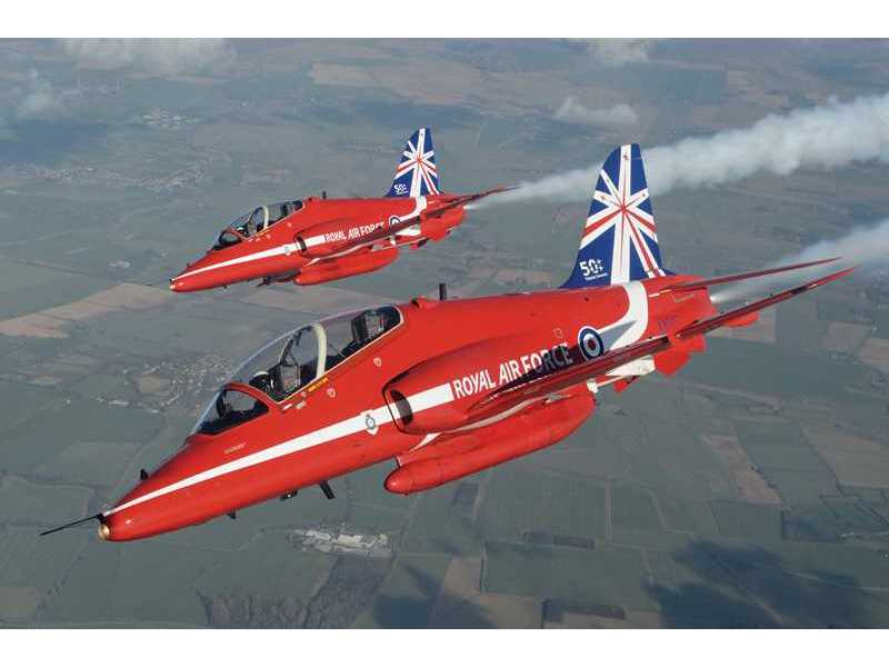 Hawk T1A - Red Arrows 50 display seasons - zdjęcie 1 Hawk T1A - Red Arrows 50 display seasons - zdjęcie 1