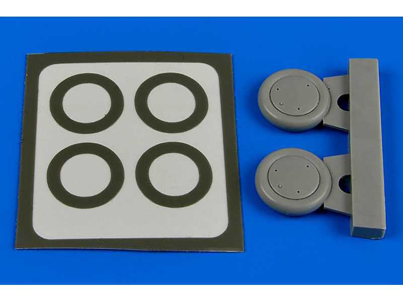 Gloster Gladiator wheels & paint masks - zdjęcie 1 Gloster Gladiator wheels & paint masks - zdjęcie 1
