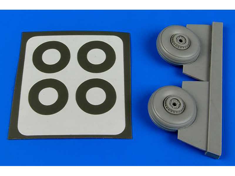 C-47 Skytrain wheels & paint masks - Airfix - zdjęcie 1 C-47 Skytrain wheels & paint masks - Airfix - zdjęcie 1