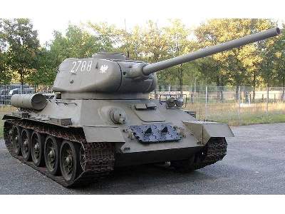 T-34-85 - radziecki czołg średni - zdjęcie 4