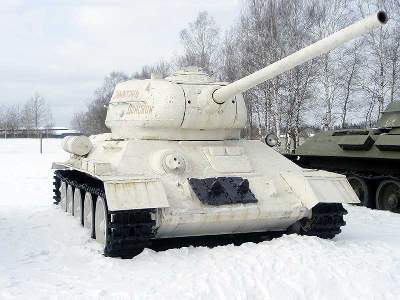 T-34-85 - radziecki czołg średni - zdjęcie 10