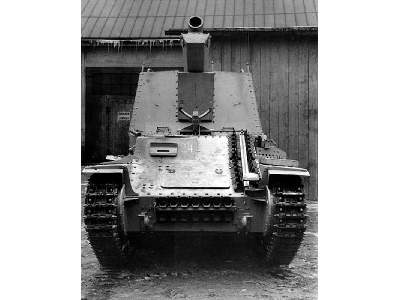 Grille Sd.Kfz.138/1 German 15 cm self-propelled gun - zdjęcie 11