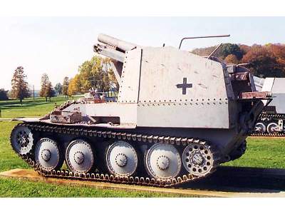 Grille Sd.Kfz.138/1 German 15 cm self-propelled gun - zdjęcie 15