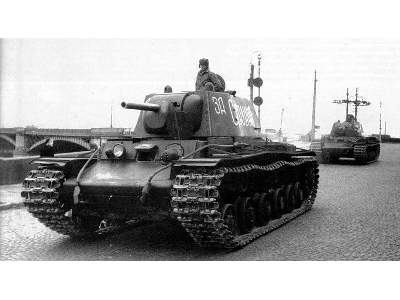 KV-1 Russian heavy tank, model 1941, early version - zdjęcie 5