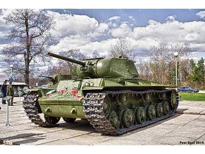 KV-1S Russian high-speed heavy tank - zdjęcie 19