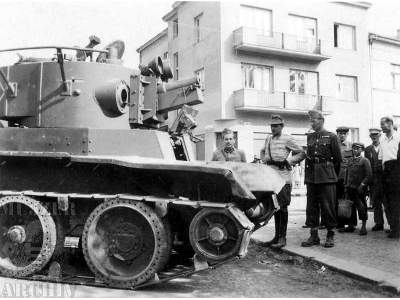 BT-7Ŕ Russian artillery light tank with KT-28 76.2 mm gun - zdjęcie 6