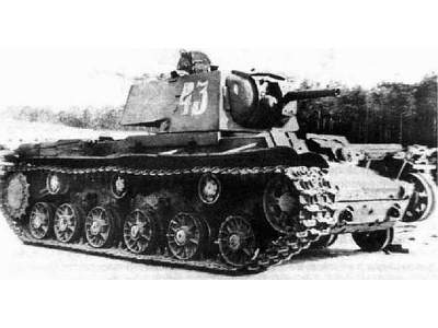 Russian heavy flamethrower tank KV-8 - zdjęcie 2