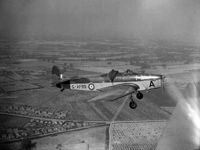 Miles M.14A Magister I British trainer aircraft - zdjęcie 7