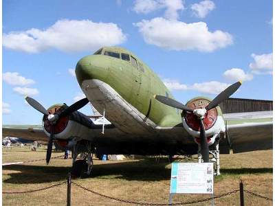 Lisunov Li-2 Russian military transport aircraft - zdjęcie 18