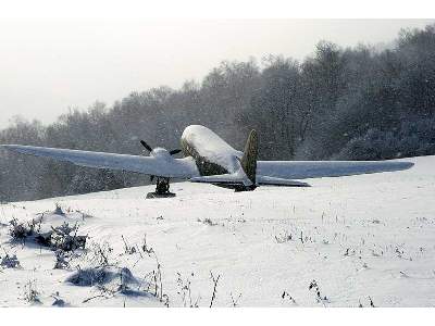 Lisunov Li-2 Russian military transport aircraft - zdjęcie 22