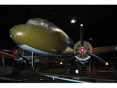 Lisunov Li-2T Russian transport aircraft, winter version - zdjęcie 13