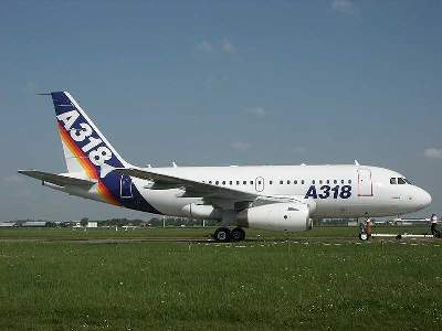 Airbus A318 European short / medium-haul airliner, Frontier Airl - zdjęcie 17