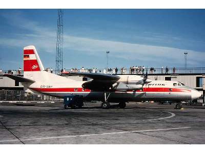 Antonov An-24B/V Russian short / medium-haul passenger aircraft, - zdjęcie 5