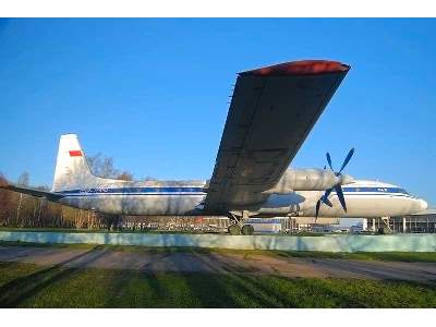 Ilyushin Il-18V Russian medium-haul airliner, Aeroflot / Czechos - zdjęcie 4