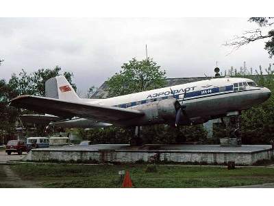 Ilyushin Il-14T Russian transport aircraft, Aeroflot / Malev Hun - zdjęcie 3