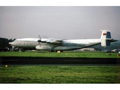 Antonov An-22 Antaeus Russian heavy transport aircraft, late ver - zdjęcie 8