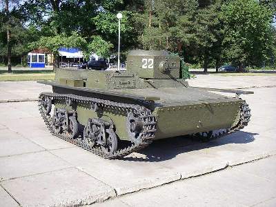 T-38 Russian amphibious small tank - zdjęcie 3