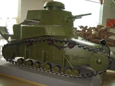 Russian infantry light tank T-18 - zdjęcie 4
