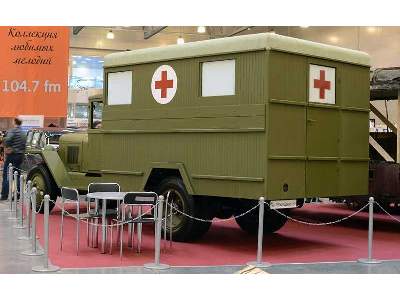 ZiS-44 Russian military ambulance - zdjęcie 6