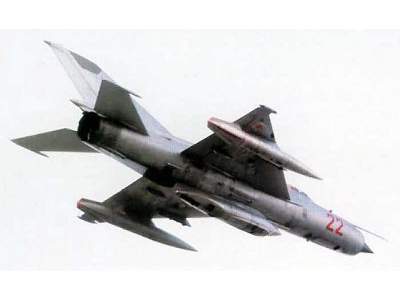 Mikoyan-Gurevich 21R Russian tactical reconnaissance jet - zdjęcie 4