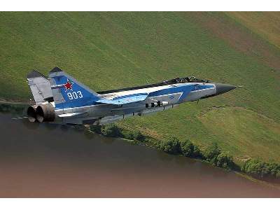 Mikoyan-Gurevich 31B Russian jet interceptor - zdjęcie 3