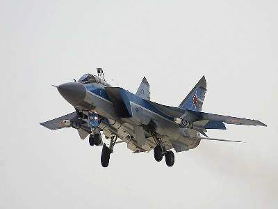 Mikoyan-Gurevich 31BM Russian jet interceptor - zdjęcie 6