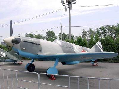 LaGG-3 series 66 Russian fighter - zdjęcie 9
