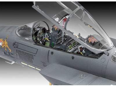 F-15E Strike Eagle & Bombs - zdjęcie 3
