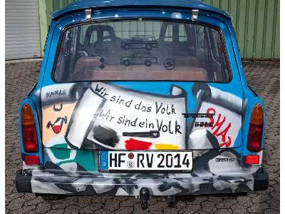 Trabant 601S Universal  25 Jahre Mauerfall - zdjęcie 11