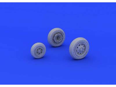 F-104 undercarriage wheels early 1/48 - Hasegawa - zdjęcie 2