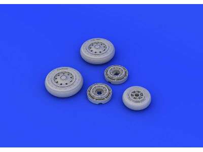 F-104 undercarriage wheels early 1/48 - Hasegawa - zdjęcie 4