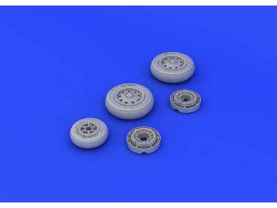 F-104 undercarriage wheels early 1/48 - Hasegawa - zdjęcie 5