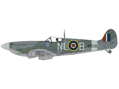 Supermarine Spitfire MkIXc  - zdjęcie 2