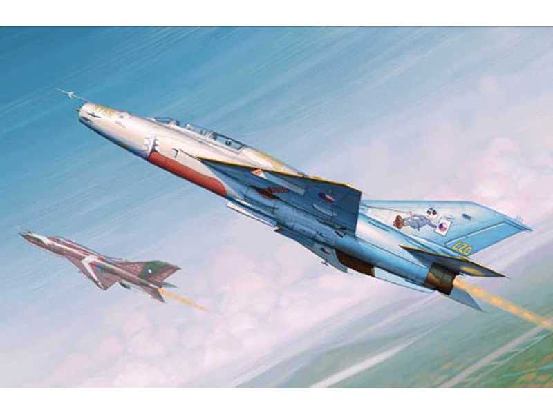 MiG-21UM - zdjęcie 1