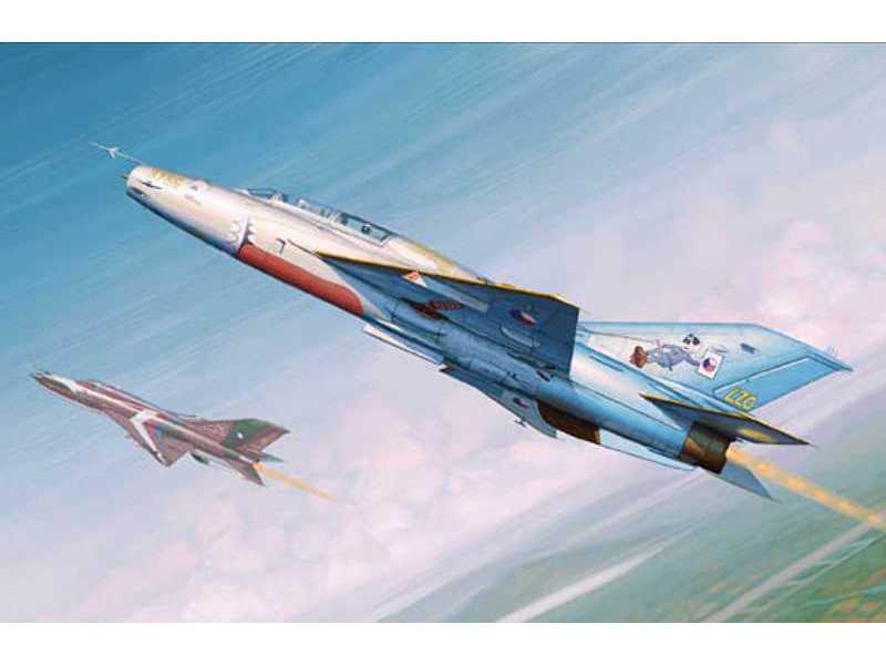 MiG-21UM - zdjęcie 1 MiG-21UM - zdjęcie 1