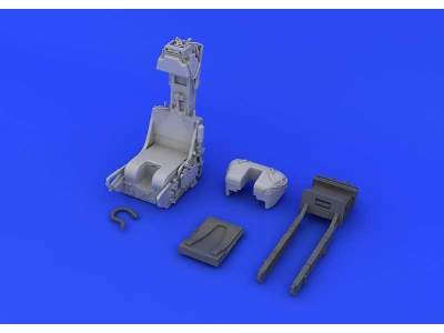 F-104 MB.7 ejection seat 1/32 - Italeri - zdjęcie 7