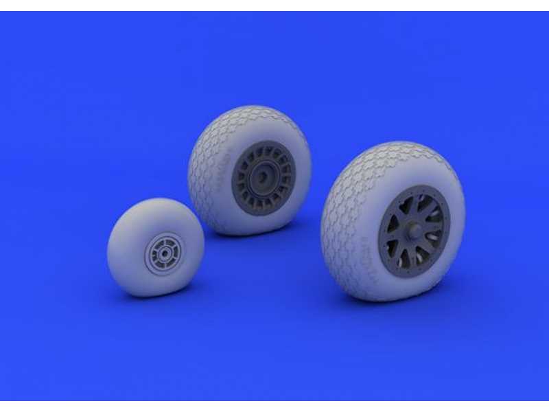 PBY-5A wheels 1/48 - Revell - zdjęcie 1 PBY-5A wheels 1/48 - Revell - zdjęcie 1